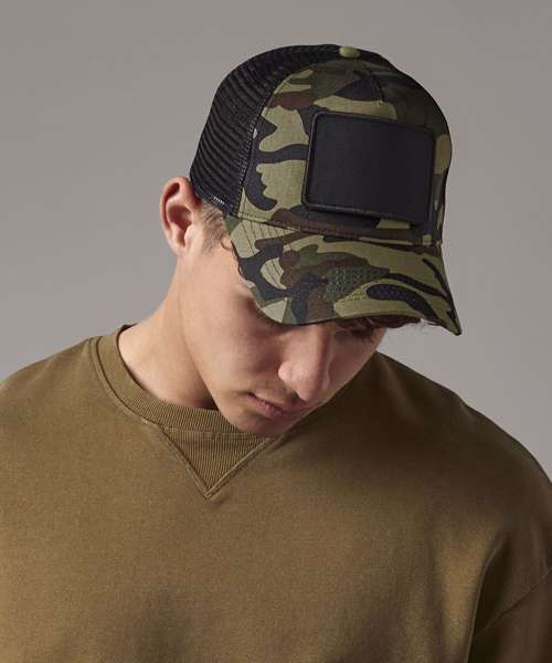 Patch snapback trucker