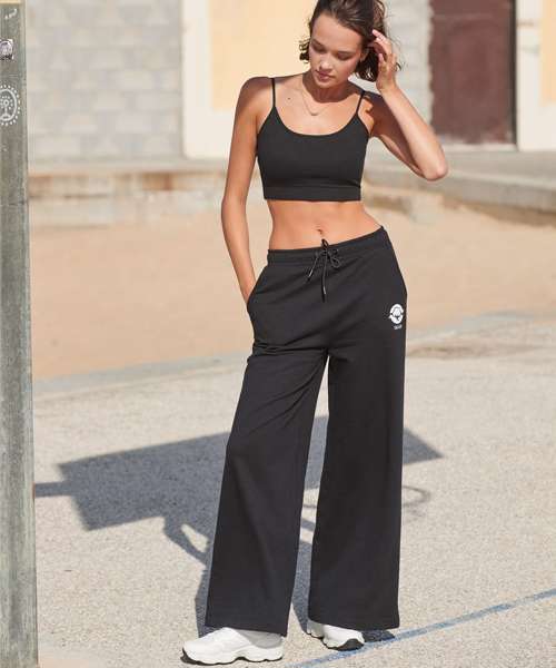 Women's sustainable fashion wide leg joggers